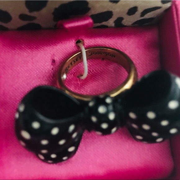 Betsey Johnson vintage huge black white polka dot bow ring statement retro pinup - Picture 2 of 6